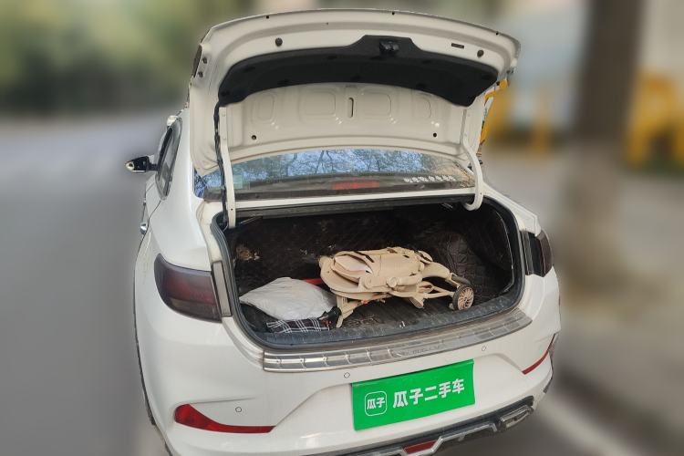 Used Hyundai Celesta 2017 1.6L Automatic Yueshin Edition DLX
