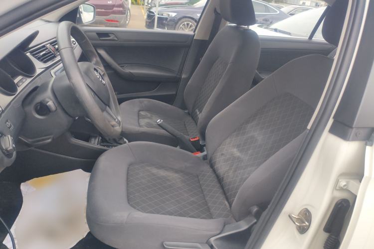 Used Skoda Rapid 2022 1.5L Automatic Comfort Edition
