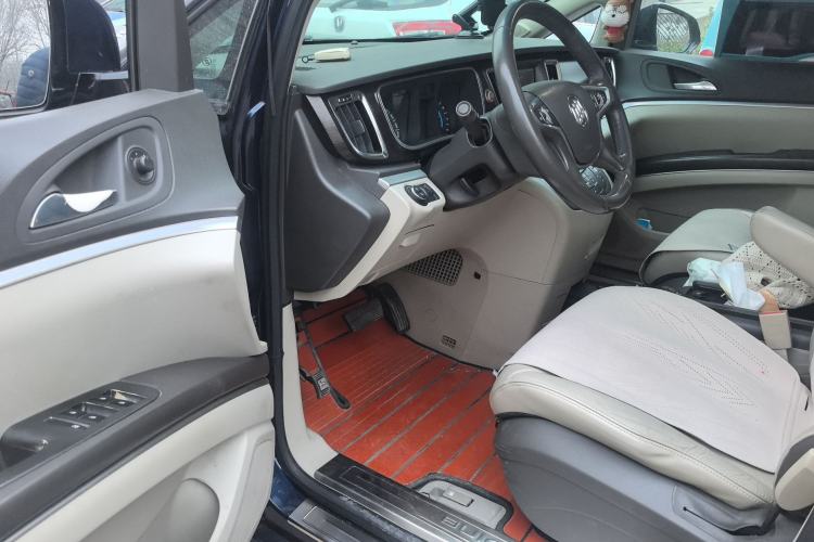 Used Buick GL8 2013 2.4L LT Luxury Business Executive Edition