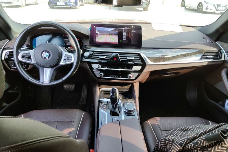 Used BMW 5 Series 2021 525Li M Sport Package