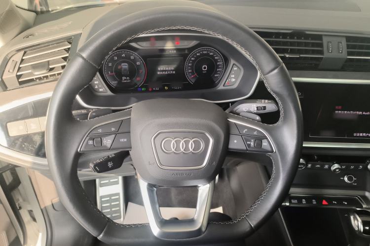 Used Audi Q3 2023 40 TFSI Fashion Dynamic Model