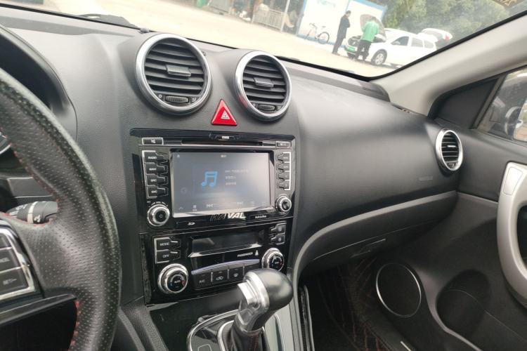 Used Haval H6 2016 Upgraded Model 1.5T Automatic Two-Wheel Drive Elite Version