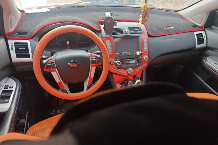 Used BYD S6 2014 2.0L Manual Elite Version 5 Seats