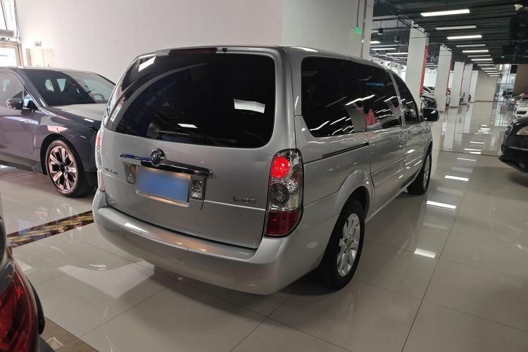 Used Buick GL8 2014 2.4L Classic Edition Rear Right 45 Deg