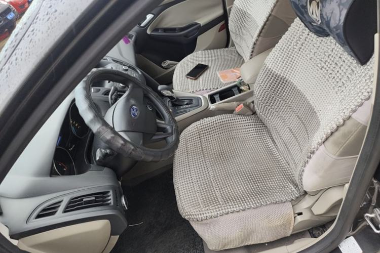 Used Ford Focus 2015 Sedan 1.6L Automatic Comfort Model
