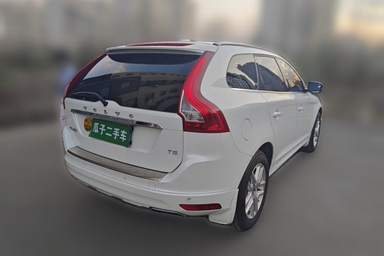 Used Volvo XC60 2017 T5 Smart Upgrade Edition Rear Right 45 Deg