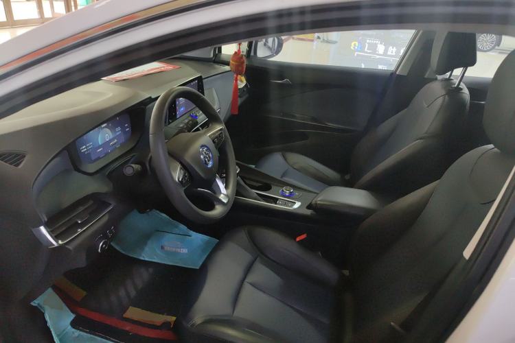 Used Buick Velite 6 2023 430km Range Commuter Version