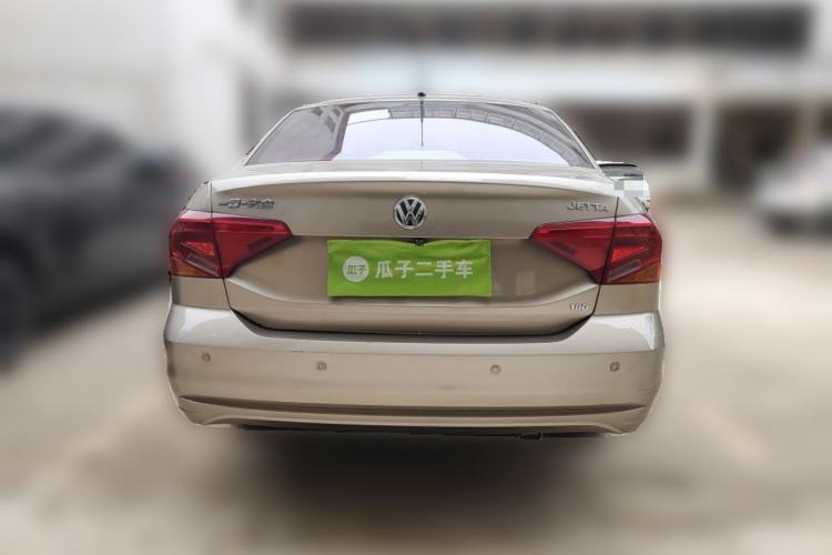 Used Volkswagen Jetta 2017 1.5L Manual Fashion Edition
