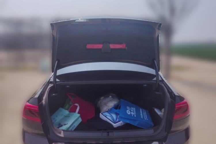 Used Volkswagen Magotan 2020 330TSI DSG Leading Model Trunk