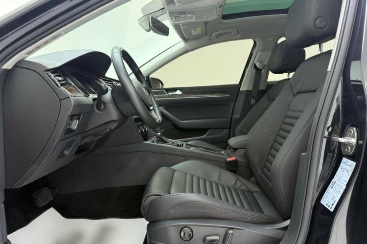 Used Volkswagen Magotan 2019 330TSI DSG Luxury Model China V Standard