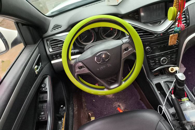 Used Bestune B70 2016 2.0L manual luxury edition Steering Wheel
