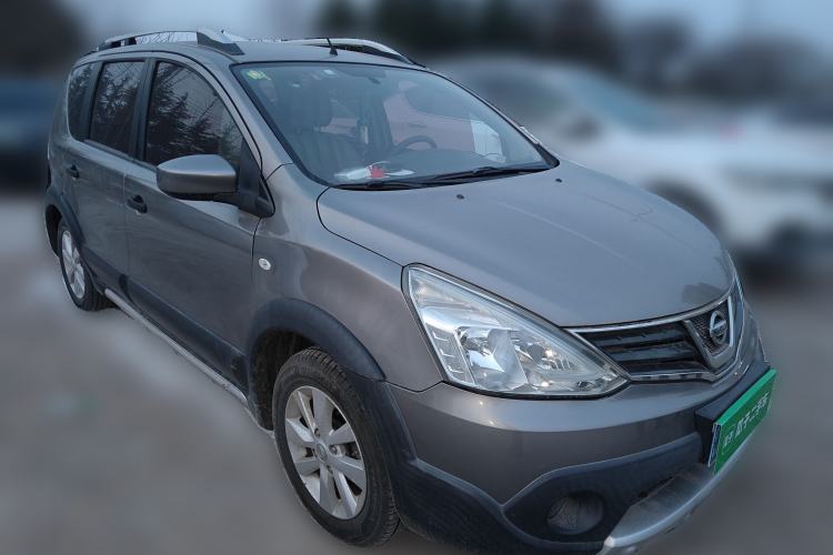 Used Nissan Livina 2013 Jingrui 1.6XL Manual Comfort Edition Front Right 45 Deg