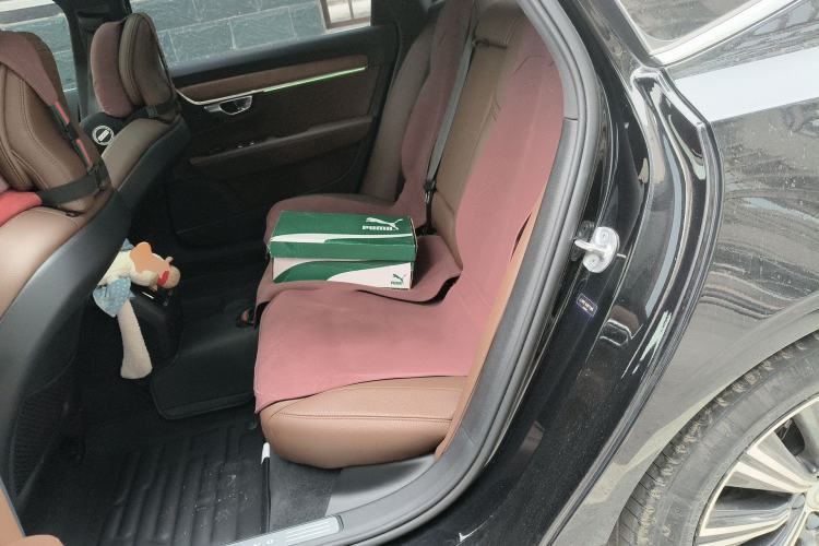 Used Volvo S90 2022 B5 Zhiyi Luxury Edition Left Rear Seat