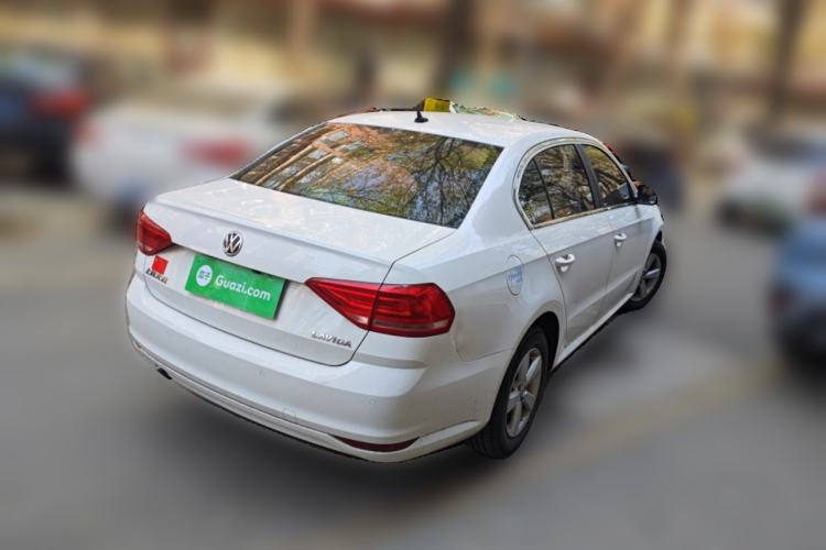 Used Volkswagen Lavida 2015 1.6L Automatic Fashion Edition Rear Right 45 Deg