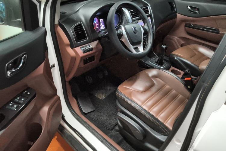 Used FORTHING SX6 2016 1.6L Manual Luxury Model
