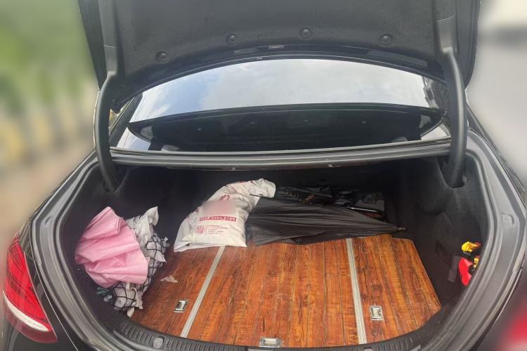 Used Mercedes-Benz E-Class 2016 E 300 L Stylish Model Trunk