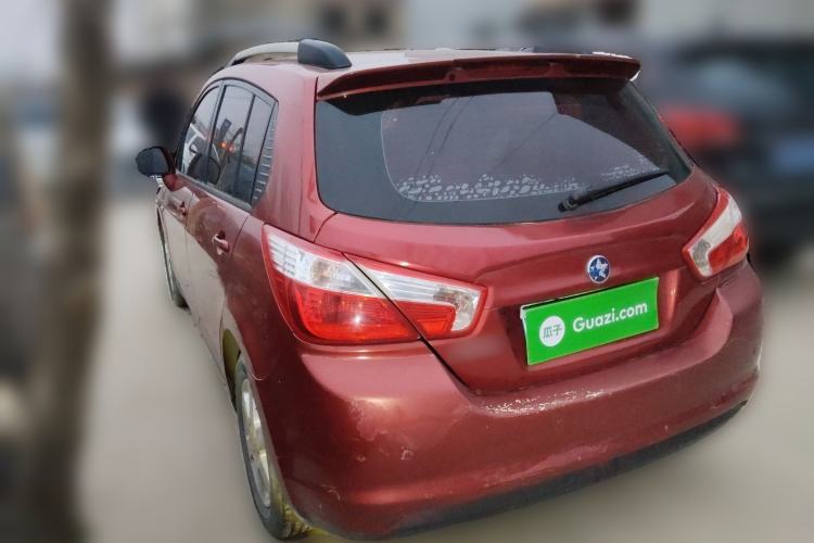 Used Venucia R50 2013 1.6L Manual Luxury Edition