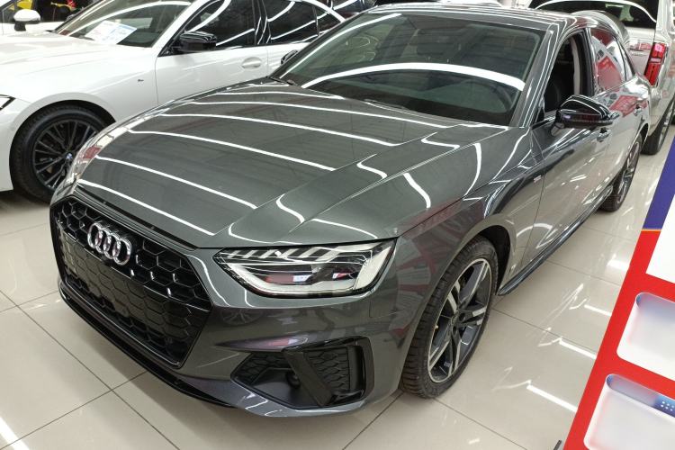 Used Audi A4L 2022 40 TFSI Luxury Dynamic Model