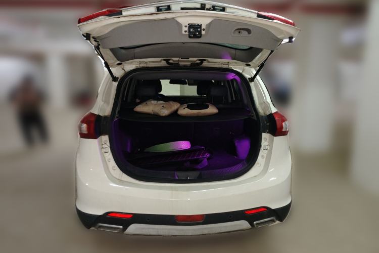 Used BAIC Senova X65 2015 2.0T Automatic Elite Model
