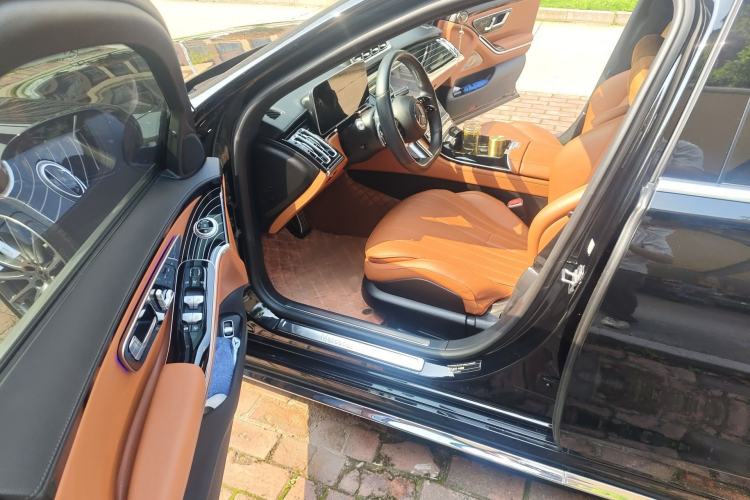 Used Mercedes-Benz S-Class 2022 S 450 L 4MATIC Driver Seat