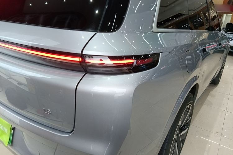 Used Li Auto L8 2023 Air model
