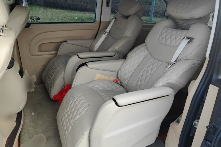 Used Mercedes-Benz Vito 2018 2.0T Business Version China V Emission Standard