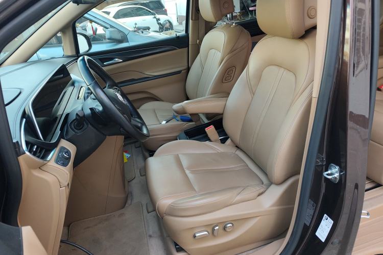 Used Buick GL8 2021 ES Landtrek 653T Luxury Model Left Front Seat