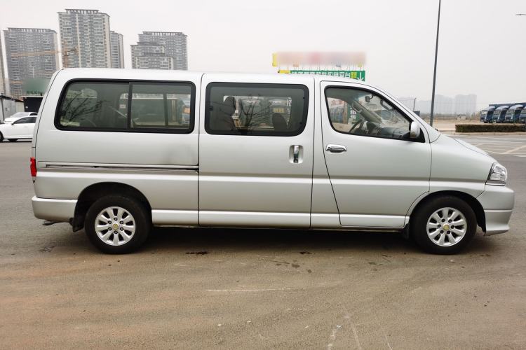 Used Jinbei Grace 2015 2.0L Classic Edition Standard Model Long Wheelbase 7/9 Seats