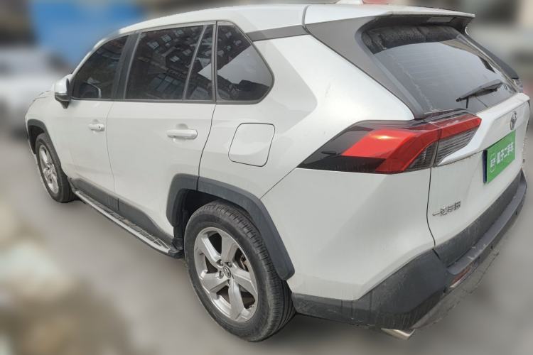 Used Toyota RAV4 2021 2.0L CVT 4x4 Trend Edition