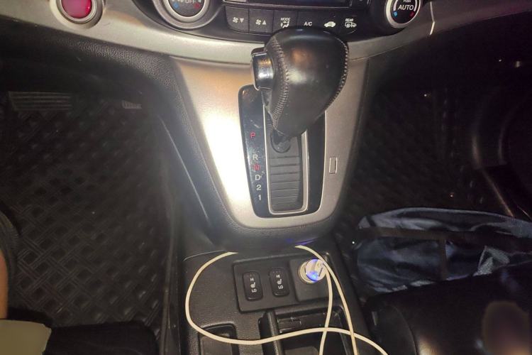 Used Honda CR-V 2012 2.4L four-wheel drive luxury version