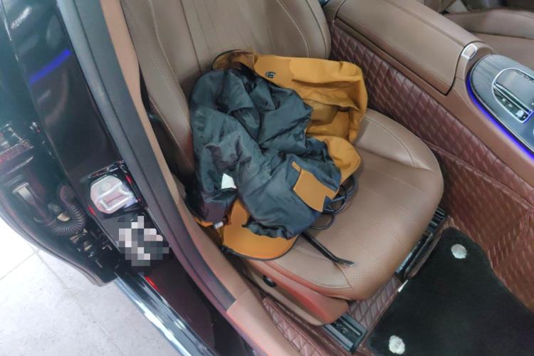 Used Mercedes-Benz E-Class 2023 E 300 L Luxury Model Right Front Seat