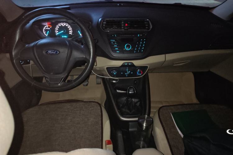 Used Ford Escort 2015 1.5L Manual Comfort Model
