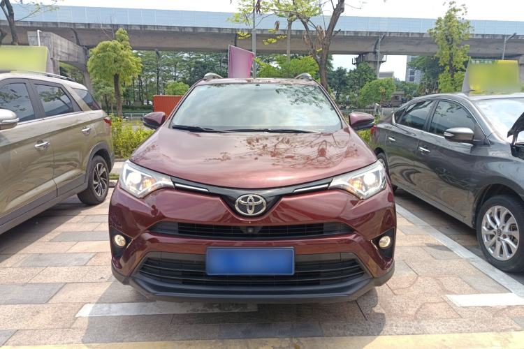 Used Toyota RAV4 2016 2.0L CVT Two-Wheel Drive Fashion Edition China V Standard Front