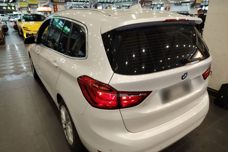 Used BMW 2 Series Gran Tourer 2018 220i Leading Model Rear Left 45 Deg