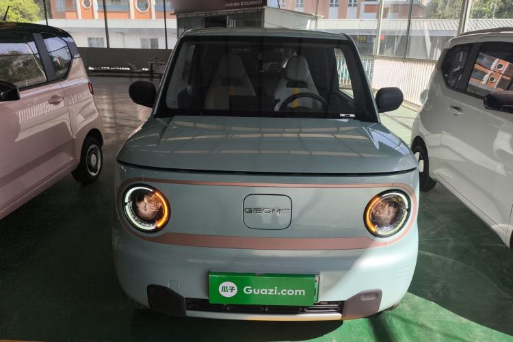Used Geely Galaxy Panda 2023 Panda Mini 200km Endurance Bear
