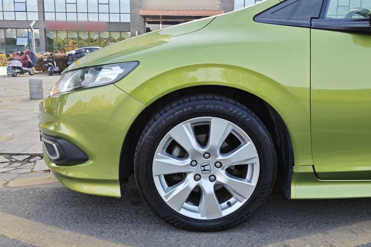 Used Honda Jade 2014 1.8L Automatic Comfort Elite Version 5 Seats
