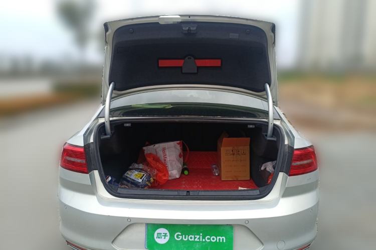 Used Volkswagen Magotan 2018 330TSI DSG Luxury Model