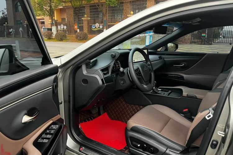 Used Lexus ES 2022 200 Excellence Edition