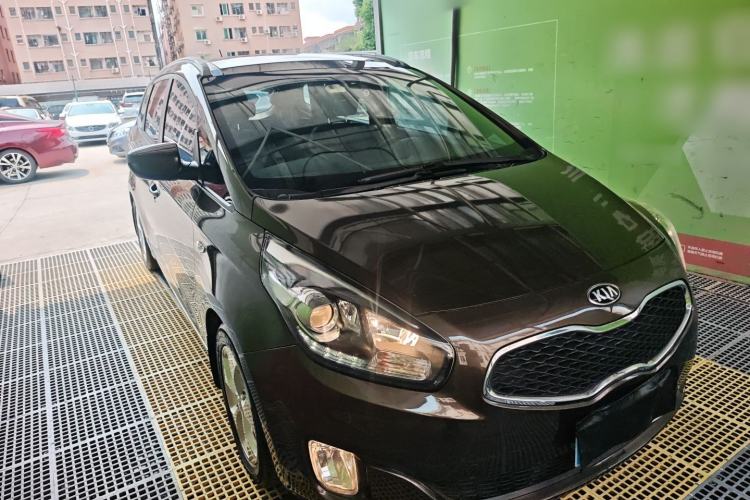 Used Kia Carens 2013 2.0L 7-Seater Automatic Standard Version China IV Standard Front Right 45 Deg