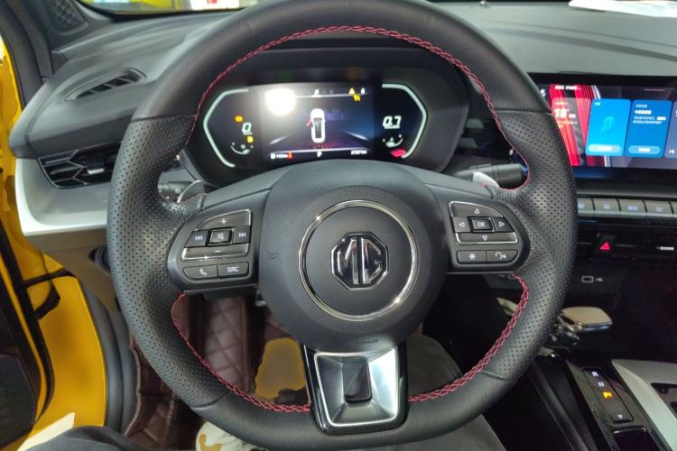 Used MG 5 2022 300TGI DCT Chao Yue Luxury Edition