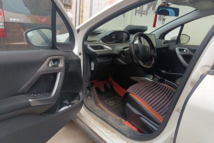 Used Peugeot 2008 2014 1.6L Manual Trend Edition
