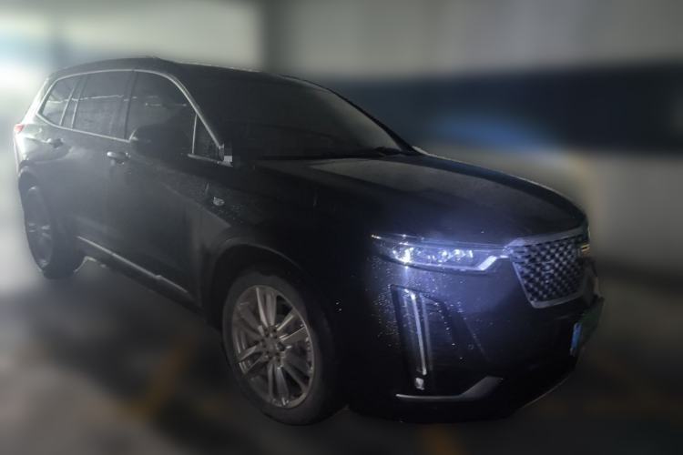 Used Cadillac XT6 2022 2.0T Six-Seater Two-Wheel-Drive Luxury Version
