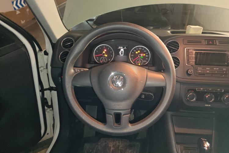 Used Volkswagen Tiguan 2016 280TSI Automatic Two-Wheel-Drive Silk Road Style Edition