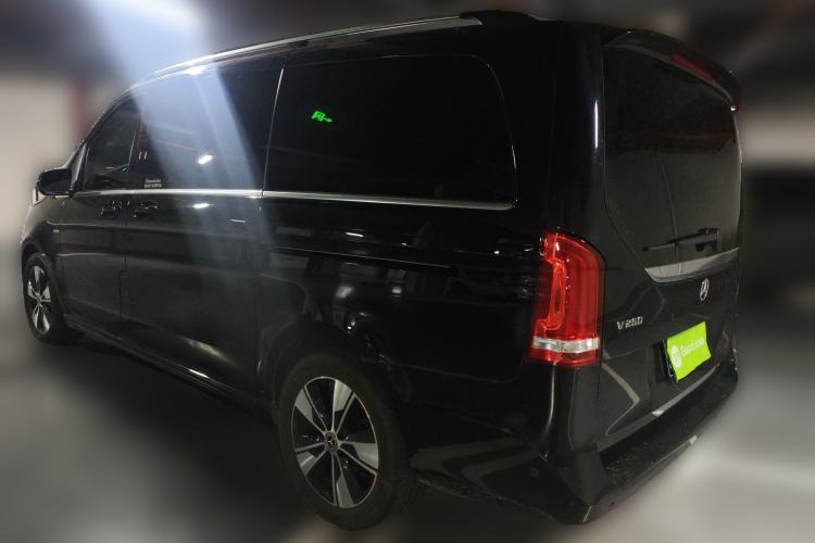 Used Mercedes-Benz V-Class 2021 V 260 Prestige Edition Rear Left 45 Deg