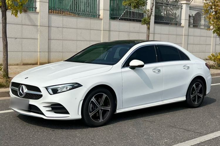 Used Mercedes-Benz A-Class 2022 Revised Version A 200 L Sport Sedan Fashionable Style