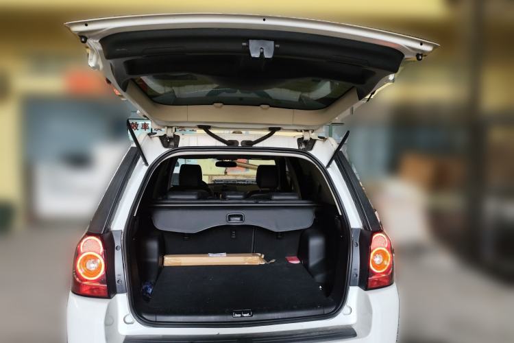 Used Land Rover Freelander 2 2014 2.0T Si4 SE Gasoline Version Trunk