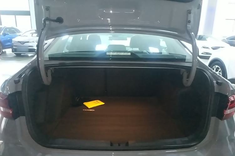 Used Volkswagen Lavida 2023 300TSI DSG Starry Full-Comfort Edition Trunk