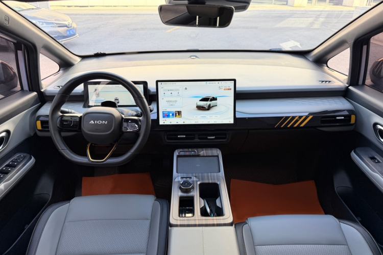 Used AION Y 2022 70 Tech Edition Lithium Iron Phosphate
