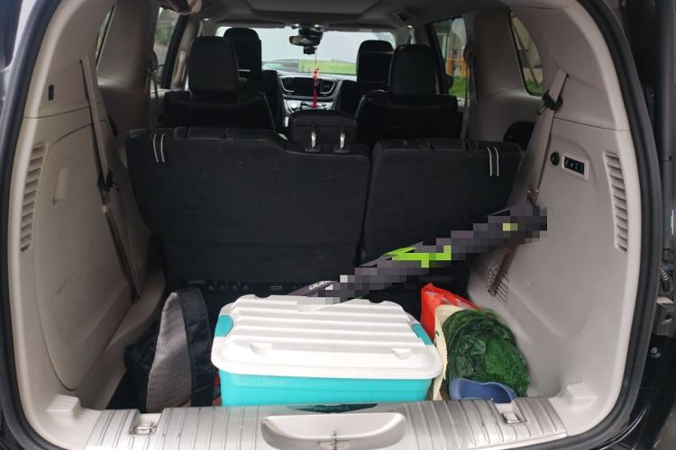 Used Chrysler Grand Voyager 2017 3.6L Premium Edition
