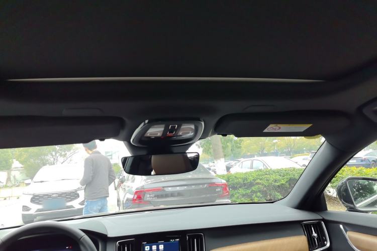 Used Volvo S90 2025 B5 Zhiyi Luxury Edition
